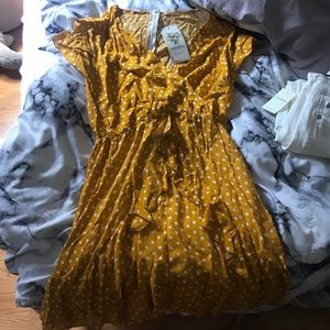 Yellow polka dot dress size S